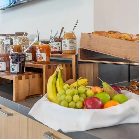 Odalys - Cite Des Congres Aparthotel 3*