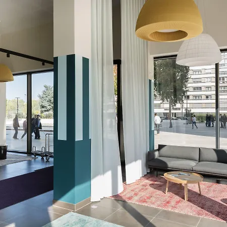 Résidence Odalys Cité Des Congrès 3* Nantes